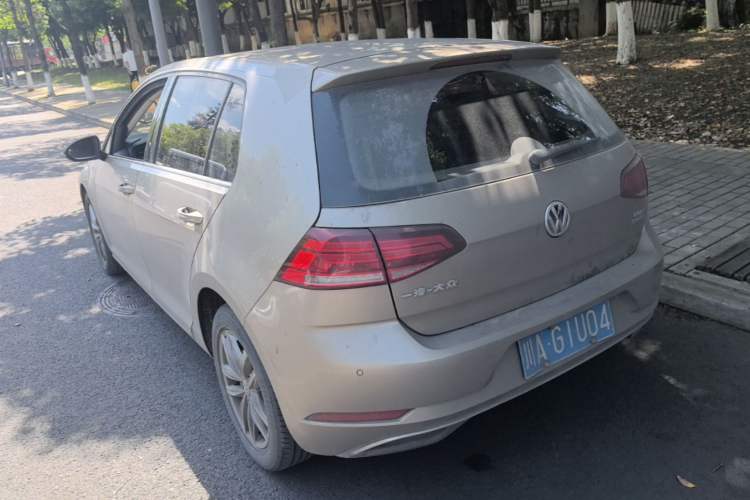 Used Volkswagen Golf 2018 230TSI Automatic Comfort Model Rear Left 45 Deg