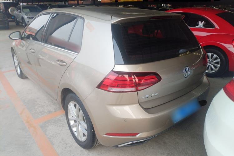 Used Volkswagen Golf 2018 230TSI Automatic Comfort Model Rear Left 45 Deg