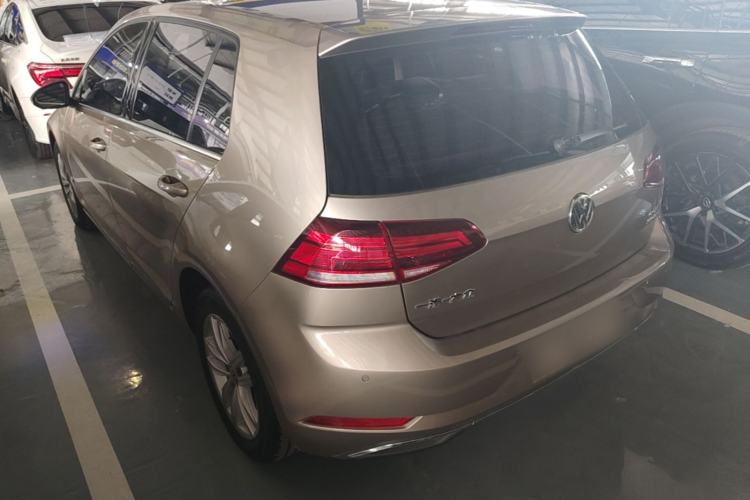 Used Volkswagen Golf 2018 230TSI Automatic Comfort Model Rear Left 45 Deg