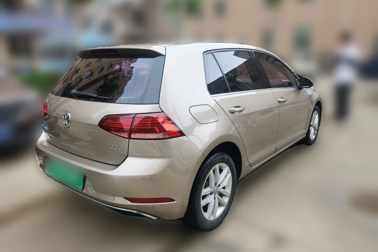 Used Volkswagen Golf 2018 1.6L Automatic Comfort Model Rear Right 45 Deg