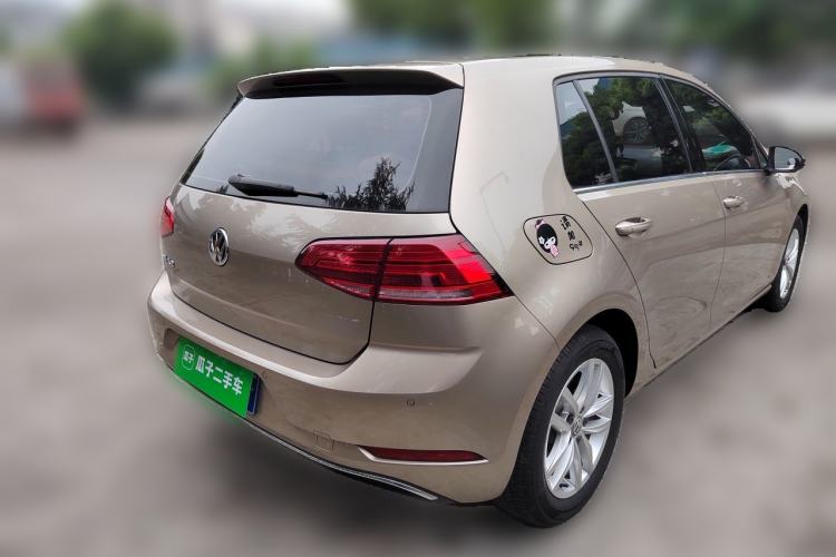 Used Volkswagen Golf 2018 230TSI Automatic Comfort Model Rear Right 45 Deg