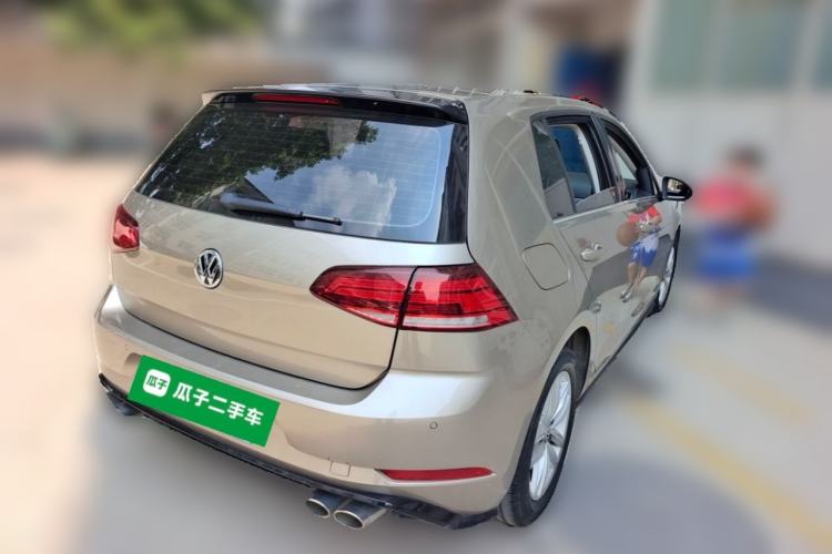 Used Volkswagen Golf 2018 230TSI Automatic Comfort Model Rear Right 45 Deg