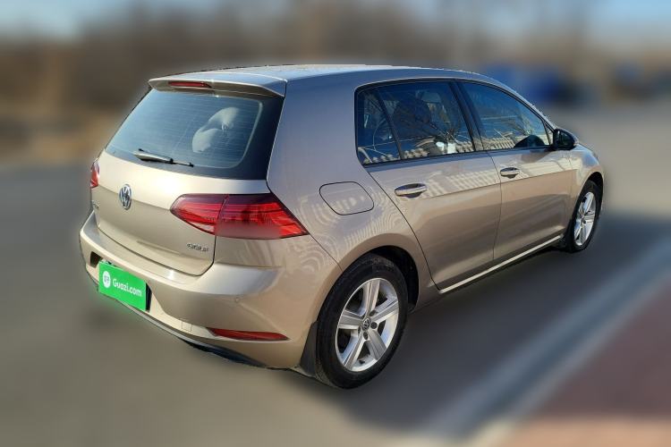 Used Volkswagen Golf 2018 1.6L Automatic Fashion Model Rear Right 45 Deg