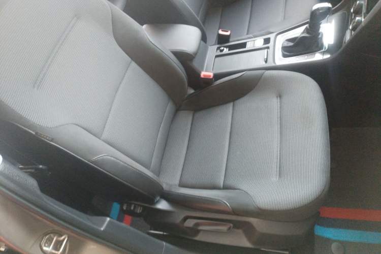 Used Volkswagen Golf 2018 230TSI Automatic Comfort Model Right Front Seat