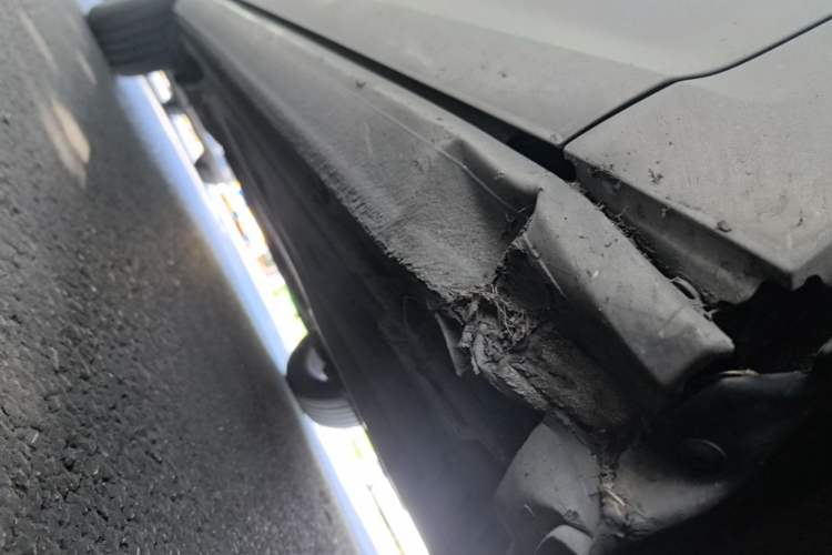 Used Volkswagen Golf 2018 230TSI Automatic Comfort Model Right Side Sill