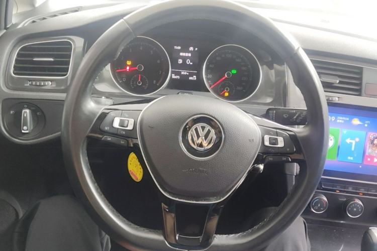 Used Volkswagen Golf 2018 230TSI Automatic Comfort Model Steering Wheel