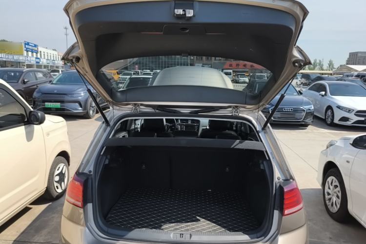 Used Volkswagen Golf 2018 230TSI Automatic Comfort Model Trunk