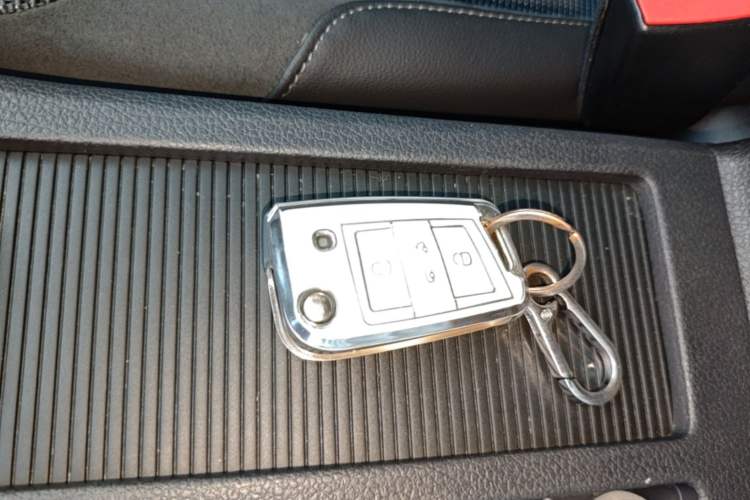 Used Volkswagen Golf 2018 230TSI Automatic Comfort Model Vehicle Key