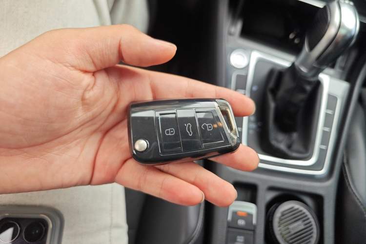 Used Volkswagen Golf 2018 230TSI Automatic Luxury Version Vehicle Key