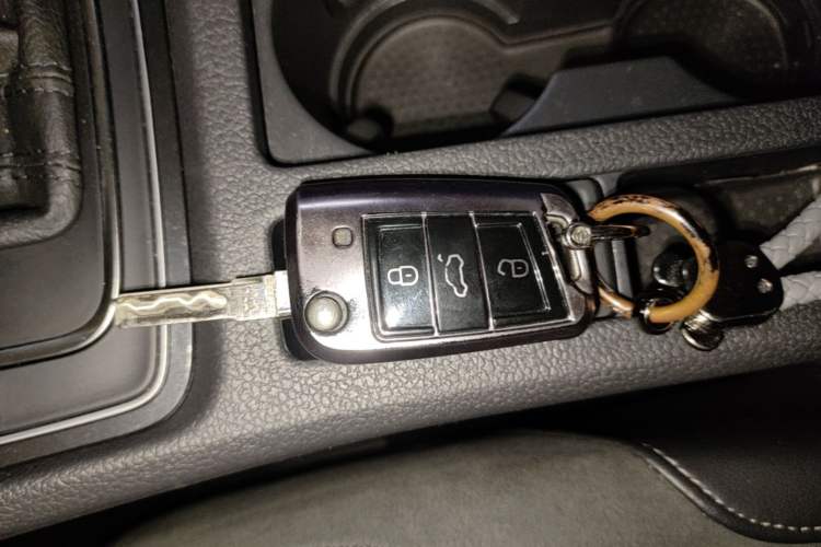 Used Volkswagen Golf 2018 1.6L Automatic Comfort Model Vehicle Key