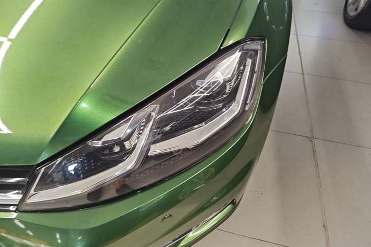 Used Volkswagen Golf 2018 230TSI Automatic Comfort Model Left Front Headlight