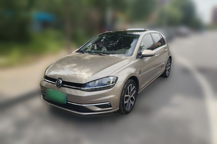 Used Volkswagen Golf 2018 230TSI Automatic Luxury Version Guazi used car, China used car export, Used car for sale, Used  cars, Cheapest cars for sale