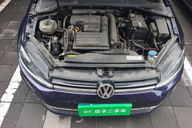 Used Volkswagen Golf 2018 230TSI Automatic Luxury Version Engine Bay