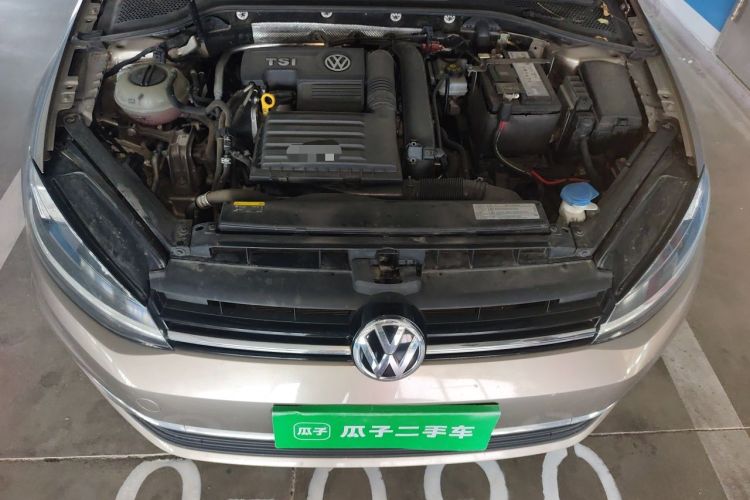 Used Volkswagen Golf 2018 230TSI Automatic Comfort Model Engine Bay
