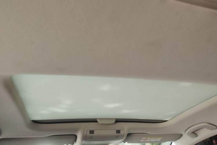 Used Volkswagen Golf 2018 230TSI Automatic Luxury Version Headliner