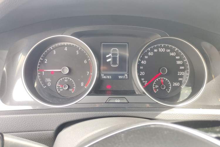 Used Volkswagen Golf 2018 230TSI Automatic Luxury Version Instrument Cluster