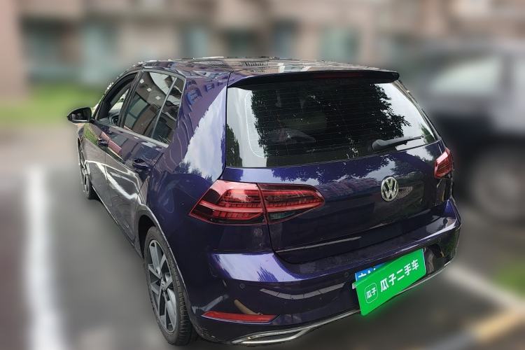 Used Volkswagen Golf 2018 230TSI Automatic Luxury Version Rear Left 45 Deg