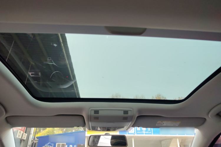 Used Volkswagen Golf 2018 230TSI Automatic Comfort Model Headliner