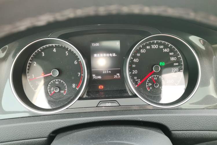Used Volkswagen Golf 2018 1.6L Automatic Comfort Model Instrument Cluster