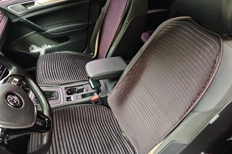 Used Volkswagen Golf 2018 1.6L Automatic Comfort Model Left Front Seat