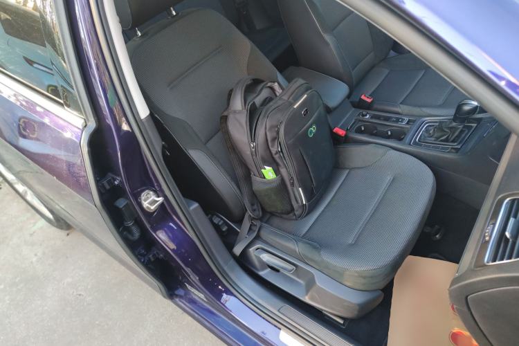 Used Volkswagen Golf 2018 230TSI Automatic Comfort Model Right Front Seat