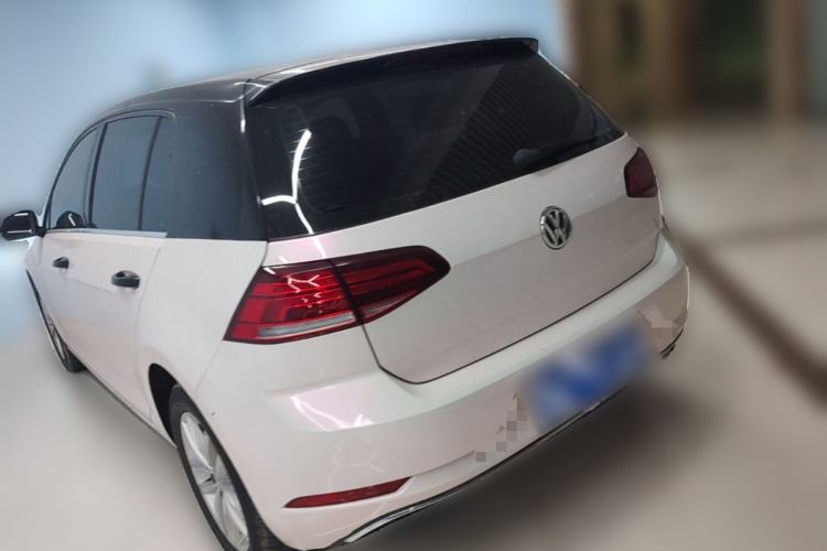 Used Volkswagen Golf 2018 230TSI Automatic Comfort Model Rear Left 45 Deg