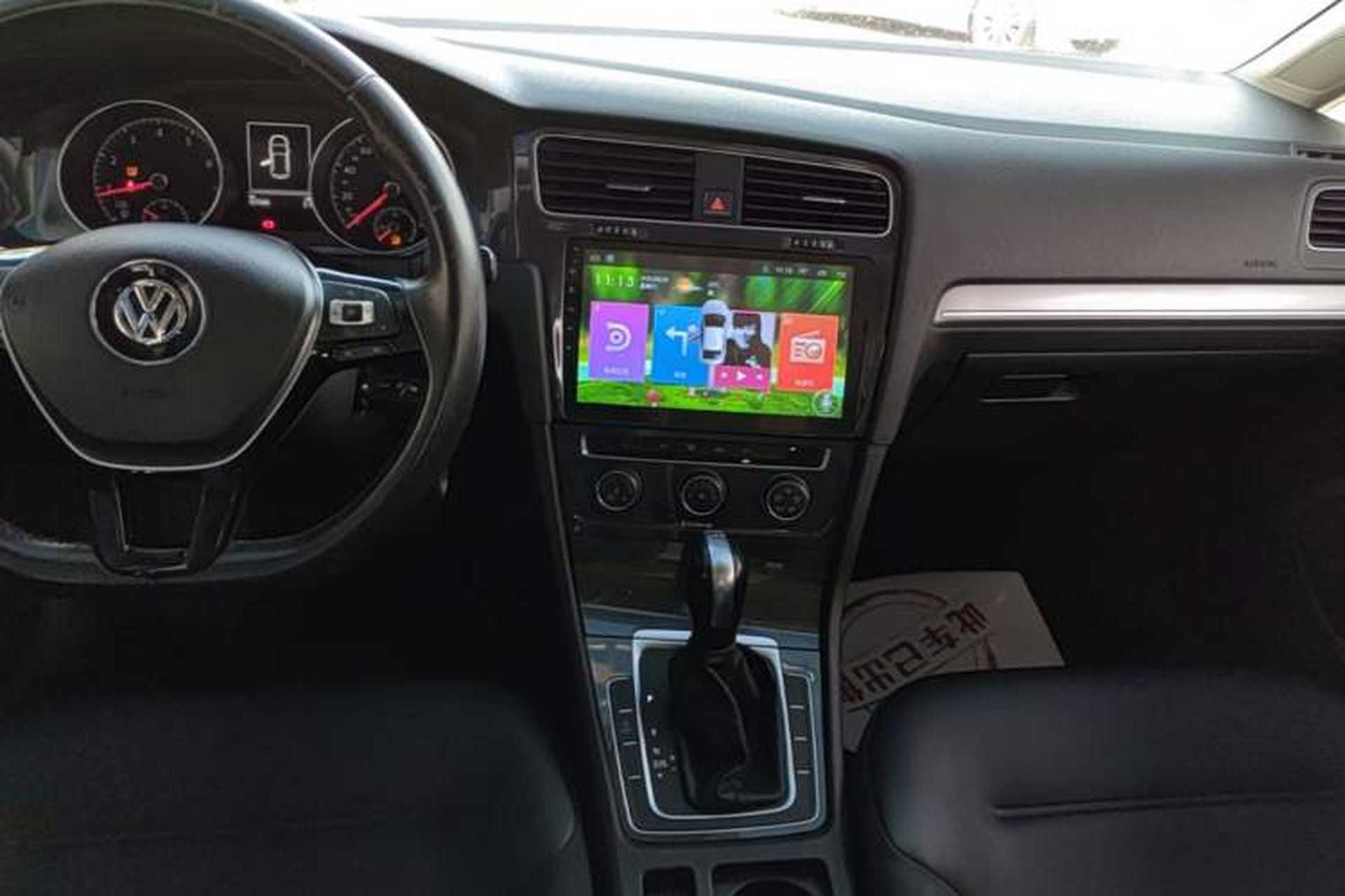 Used Volkswagen Golf 2018 230TSI Automatic Comfort Model Audio And AC Panel