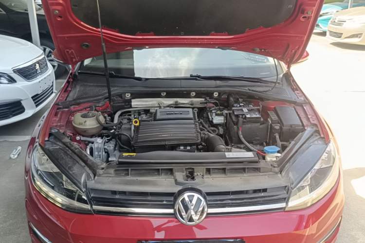 Used Volkswagen Golf 2018 1.6L Automatic Comfort Model Engine Bay