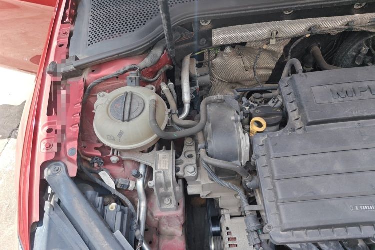 Used Volkswagen Golf 2018 1.6L Automatic Comfort Model Engine Bay Right