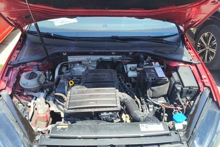 Used Volkswagen Golf 2018 1.6L Automatic Fashion Model Engine Bay