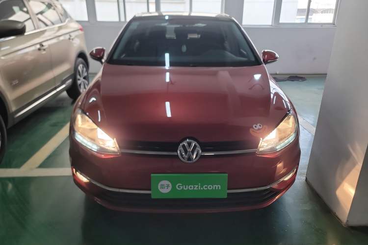 Used Volkswagen Golf 2018 230TSI Automatic Comfort Model Exterior 1