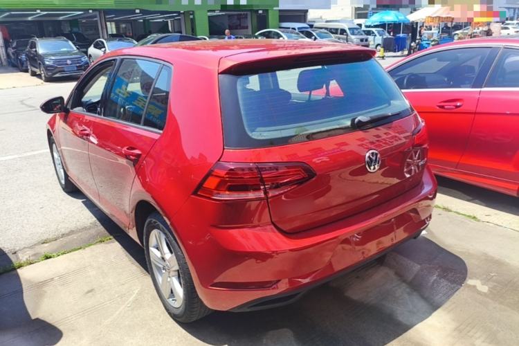 Used Volkswagen Golf 2018 1.6L Automatic Fashion Model Exterior 2