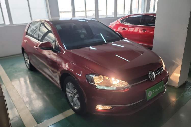 Used Volkswagen Golf 2018 230TSI Automatic Comfort Model Exterior 2