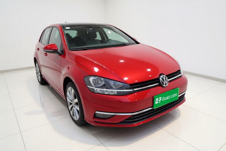 Used Volkswagen Golf 2018 230TSI Automatic Luxury Version Exterior 2