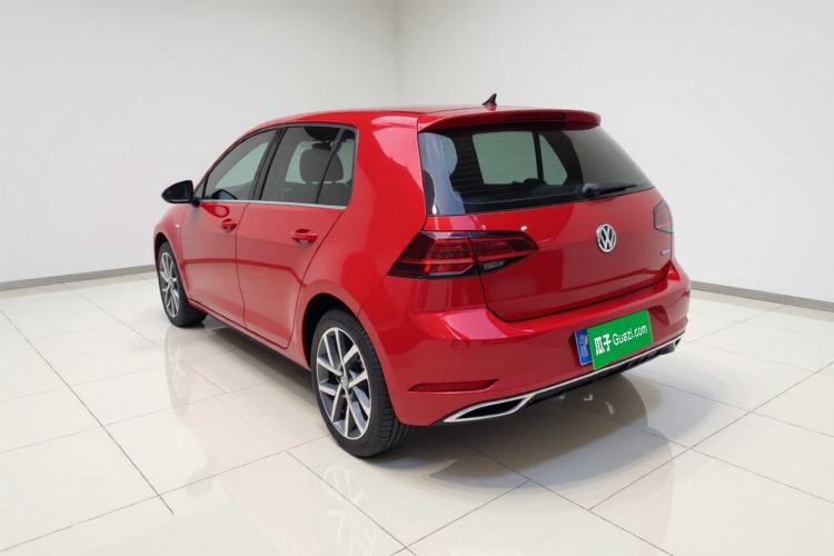 Used Volkswagen Golf 2018 230TSI Automatic Luxury Version Exterior 3