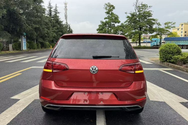 Used Volkswagen Golf 2018 1.6L Automatic Comfort Model Exterior 4