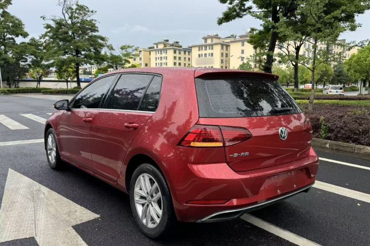 Used Volkswagen Golf 2018 1.6L Automatic Comfort Model Exterior 5