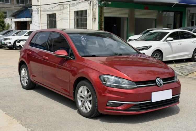 Used Volkswagen Golf 2018 230TSI Automatic Comfort Model Exterior 5