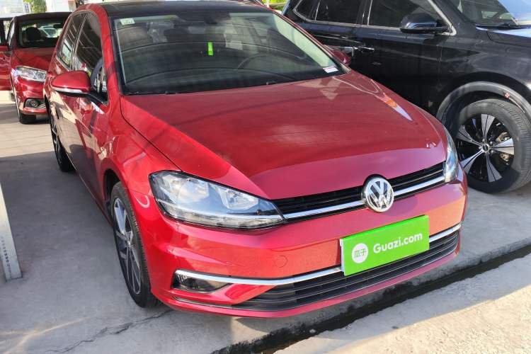 Used Volkswagen Golf 2018 230TSI Automatic Luxury Version Exterior 8