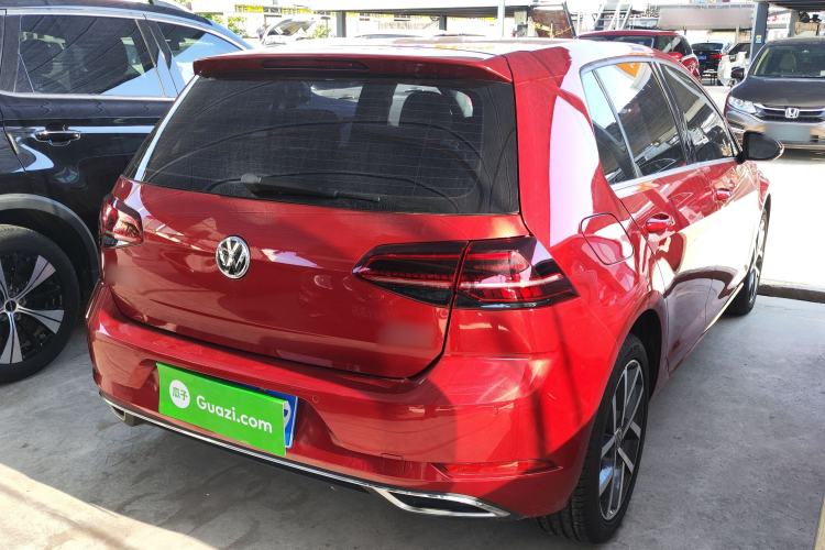 Used Volkswagen Golf 2018 230TSI Automatic Luxury Version Exterior 9