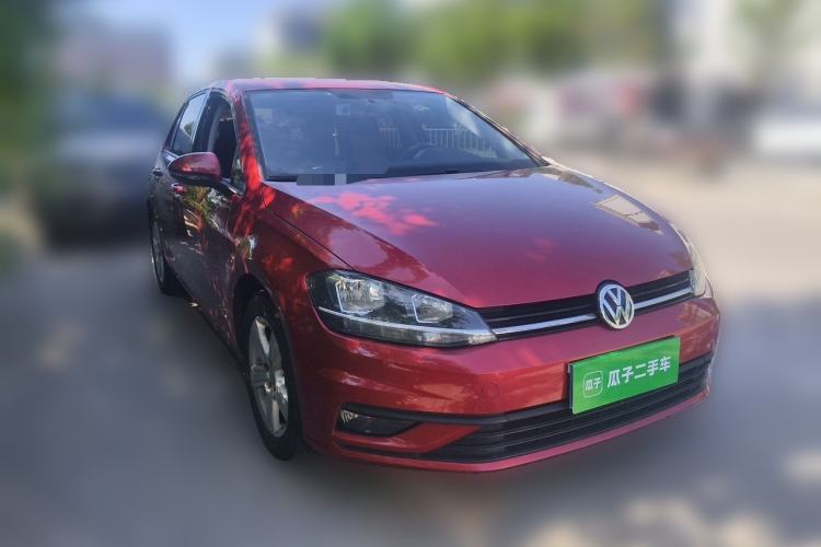 Used Volkswagen Golf 2018 1.6L Automatic Fashion Model Front Right 45 Deg
