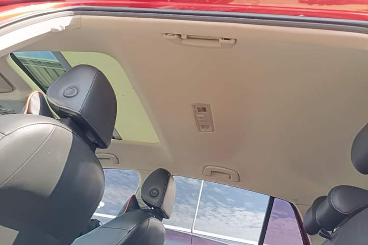 Used Volkswagen Golf 2018 230TSI Automatic Luxury Version Headliner