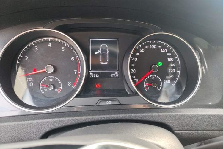 Used Volkswagen Golf 2018 230TSI Automatic Comfort Model Instrument Cluster