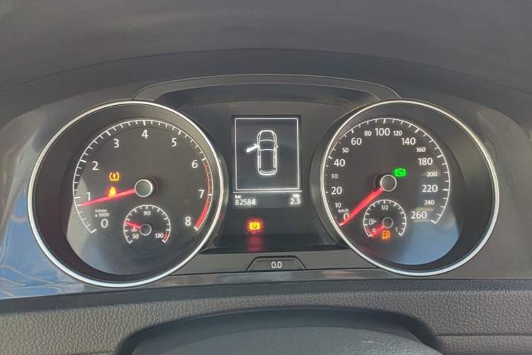 Used Volkswagen Golf 2018 230TSI Automatic Comfort Model Instrument Cluster
