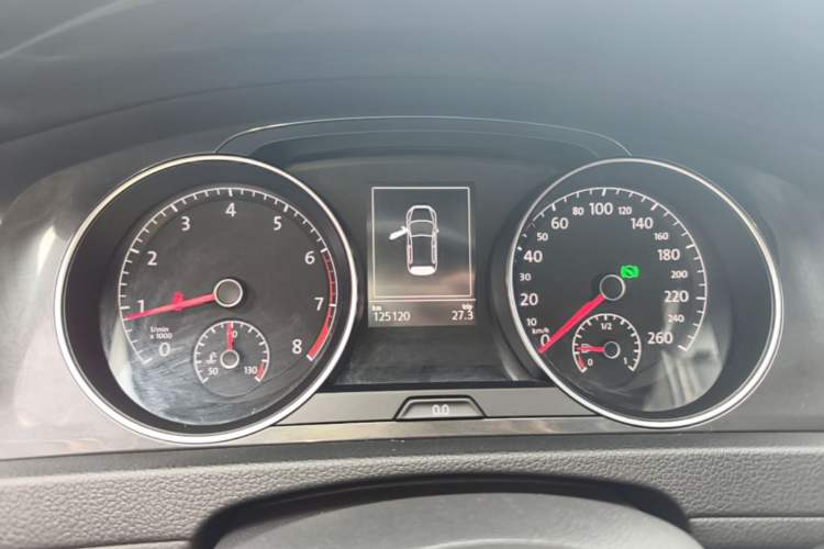 Used Volkswagen Golf 2018 230TSI Automatic Luxury Version Instrument Cluster