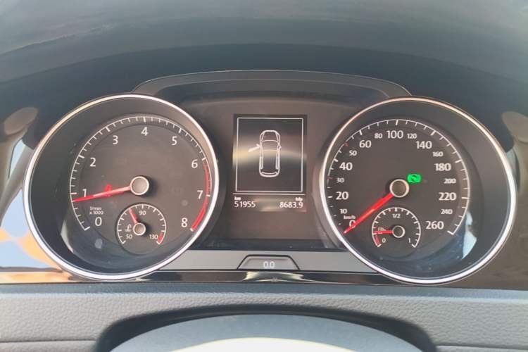 Used Volkswagen Golf 2018 1.6L Automatic Fashion Model Instrument Cluster