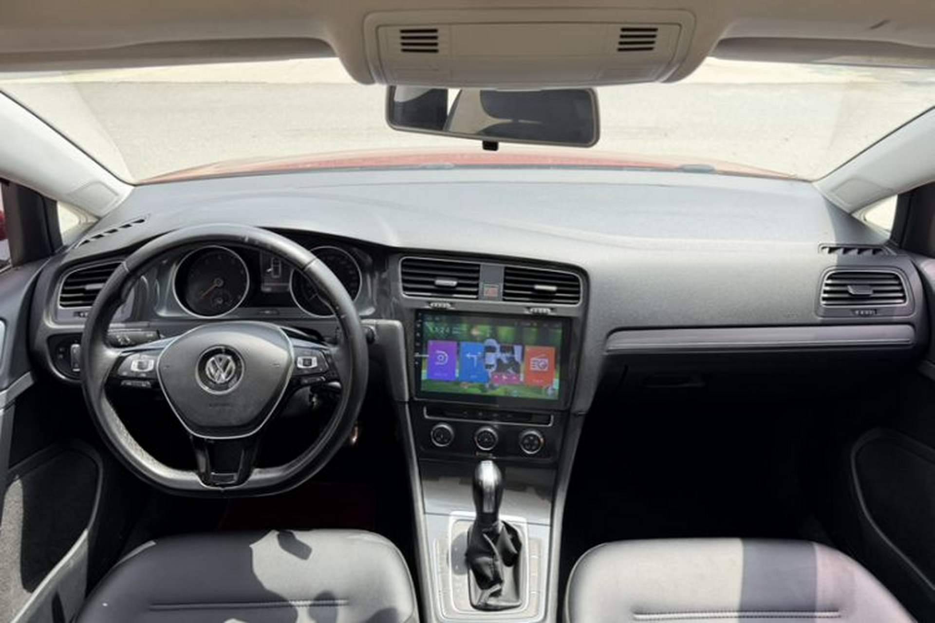 Used Volkswagen Golf 2018 230TSI Automatic Comfort Model Interior 1