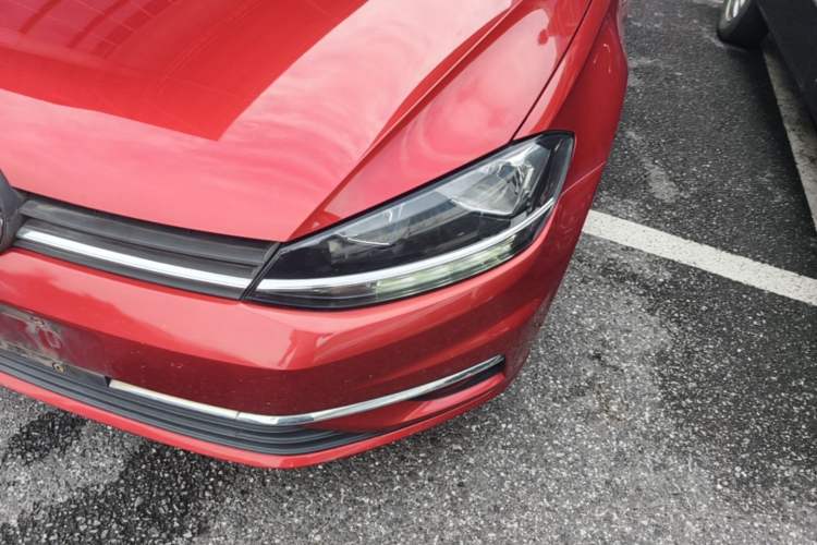 Used Volkswagen Golf 2018 230TSI Automatic Luxury Version Left Front Headlight
