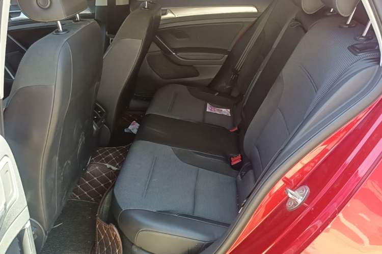 Used Volkswagen Golf 2018 1.6L Automatic Comfort Model Left Rear Seat