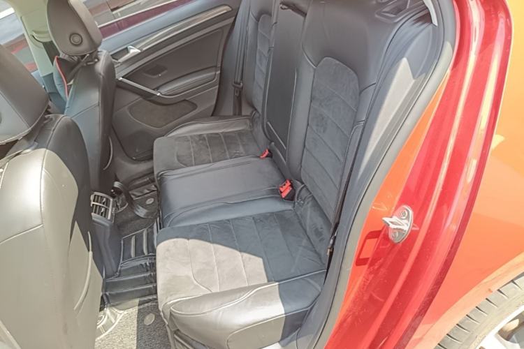 Used Volkswagen Golf 2018 230TSI Automatic Luxury Version Left Rear Seat